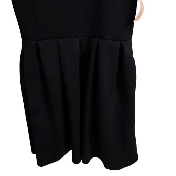 LuLaRoe Amelia Navy Blue Dress Size Large Quilted Fabric Pockets Back Zipper - Picture 4 of 7